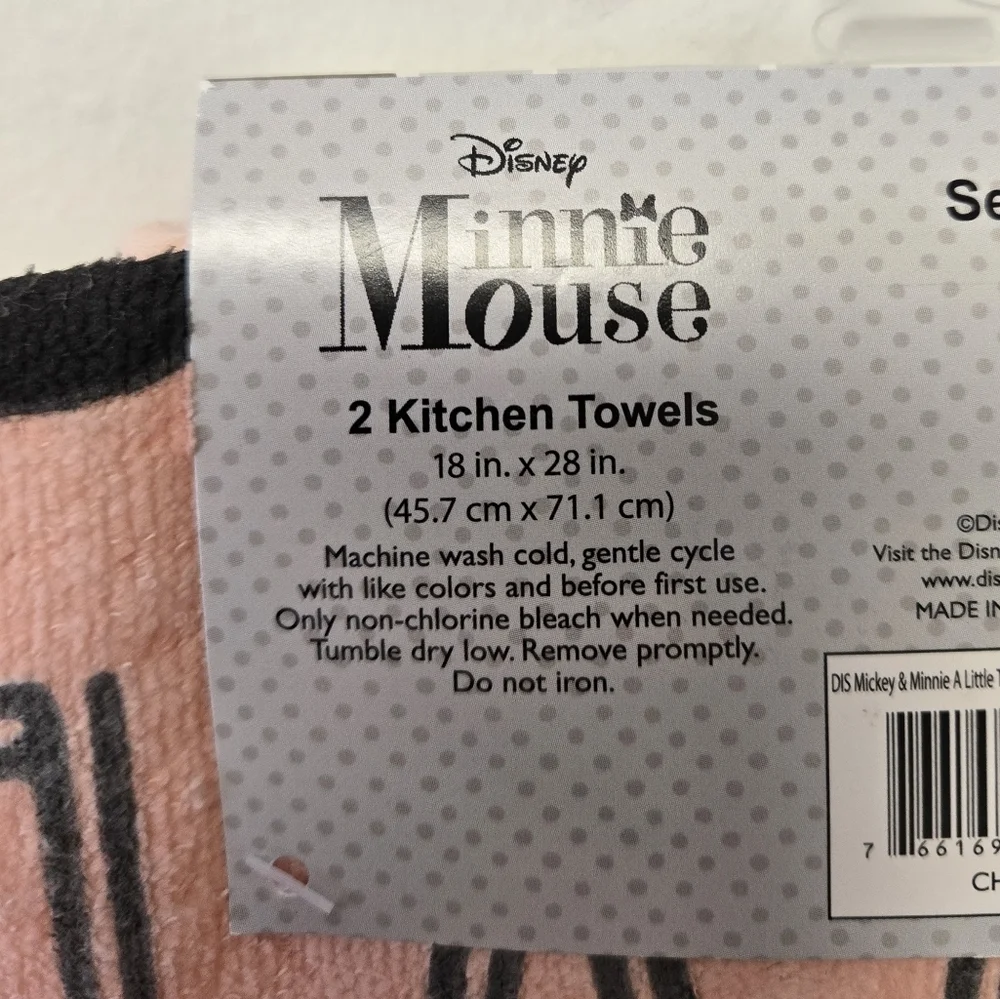 Disney Mickey Mouse and Minnie Mouse A Little Thing Called love kitchen set